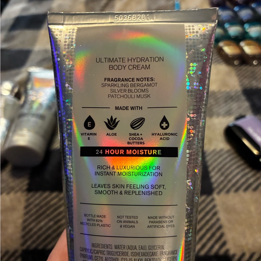Bath & Body Works Platinum Holographic Silver 2- Body Wash 1- Cream - 1- lotion - Picture 2 of 6